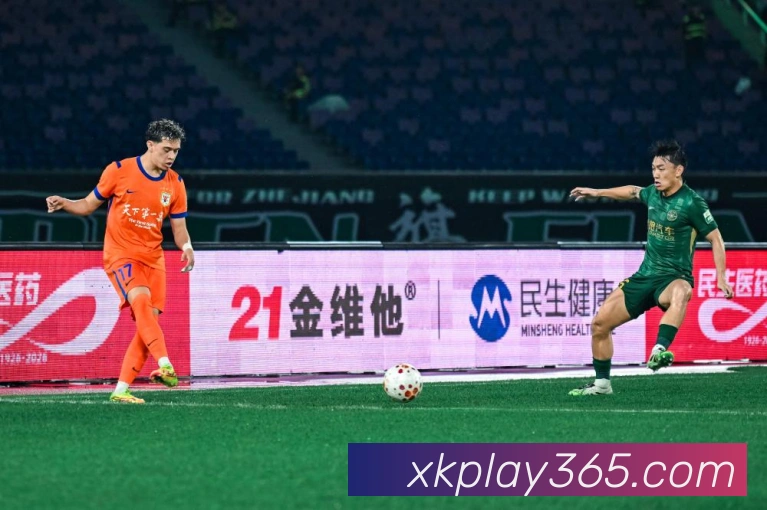 皮尔斯篮球成长轨迹与未来前景解析 皮尔斯篮球成长轨迹与未来前景解析